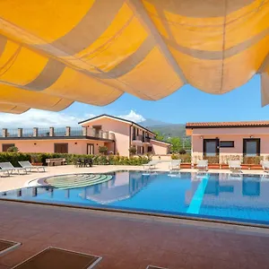  Vakantieboerderij Il Giardino Country With Pool